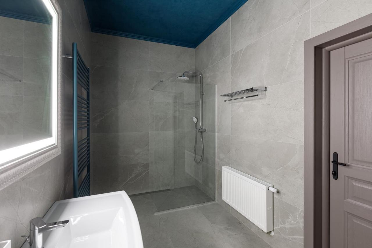 Richmond Hotel Кишинев Екстериор снимка