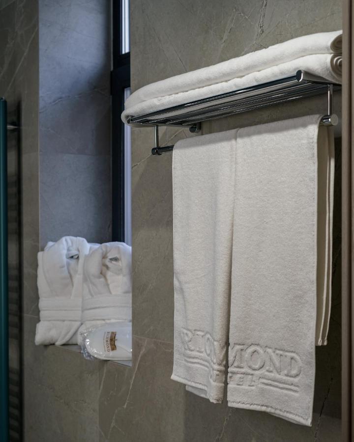 Richmond Hotel Кишинев Екстериор снимка