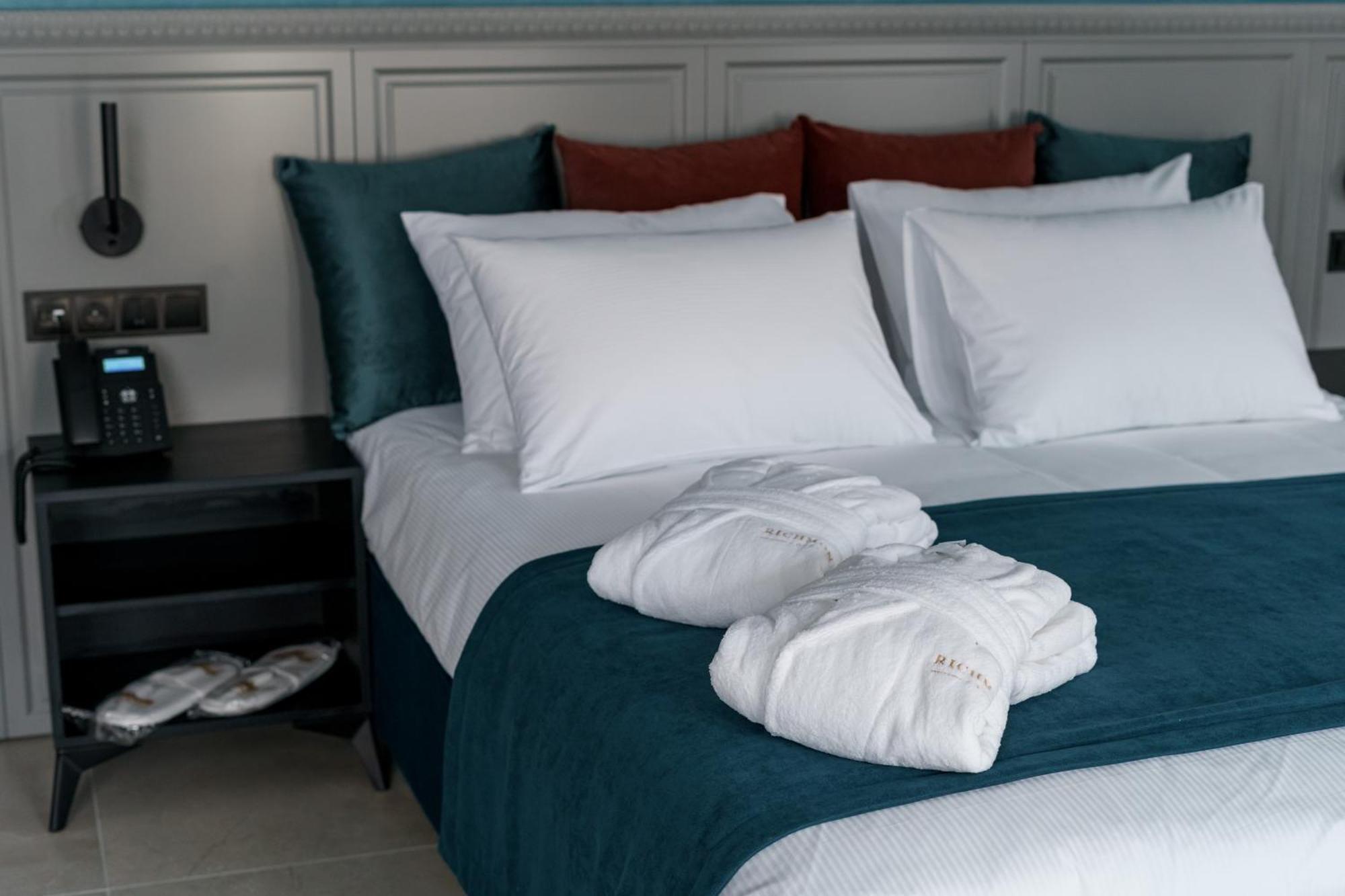 Richmond Hotel Кишинев Екстериор снимка